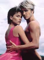 江蘇鹽城化工廠爆炸廠區(qū)被完全摧毀 核心區(qū)現(xiàn)巨坑