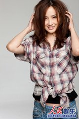 從鶴崗女孩到威尼斯影后,辛芷蕾不服輸?shù)娜松降子卸鄮Ц? loading=