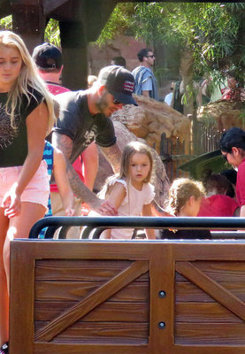 三大指標(biāo)繼續(xù)領(lǐng)跑全球！中國造船業(yè)量質(zhì)齊升 交出亮眼成績單